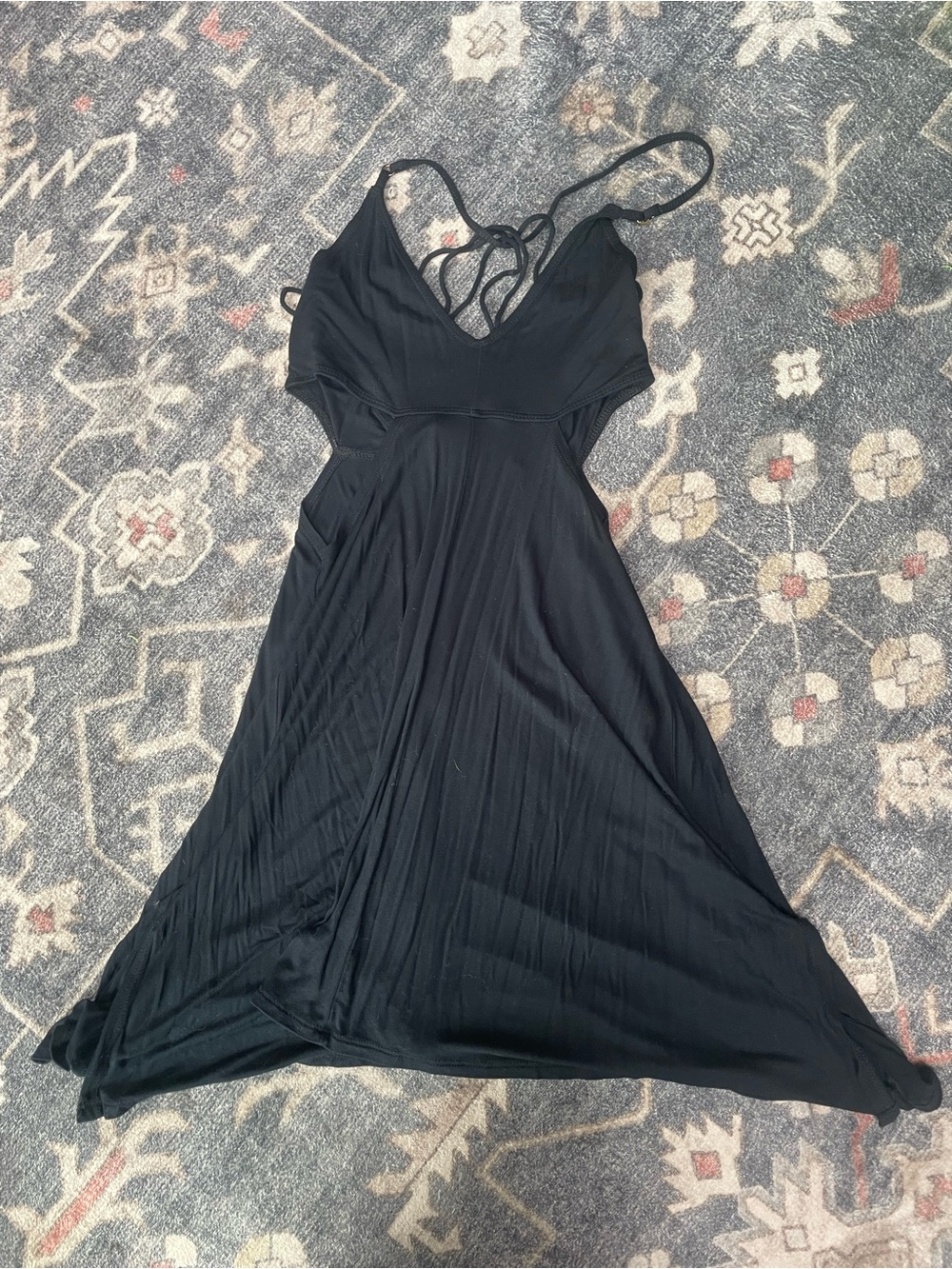 Abercrombie & Fitch Black V-Neck Strappy Midi Dress